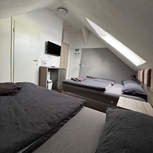 Private Bathroom Quadruple Room